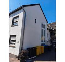 Schöne 3 Zimmer Wohnung - 600,00 EUR Kaltmiete, ca.  80,00 m² in Schuld (PLZ: 53520)