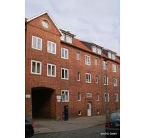 112-005 2-Raum-Wohnung in Schwerin mit Balkon, Stellplatz und Einbauküche zu vermieten 2. OG