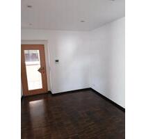 Geräumige Wohnung in Kutzhof - 800,00 EUR Kaltmiete, ca.  130,00 m² in Heusweiler (PLZ: 66265)