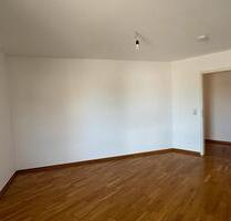 ***Schöne 3-Zimmerwohnung mit Wannenbad und Abstellkammer*** EBK möglich! - Chemnitz Helbersdorf