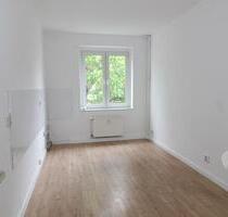 Helle kleine 3 Raum Wohnung mit praktischem Grundriss bietet Ihnen ab sofort ein neues Zuhause - Magdeburg Beyendorf-Sohlen