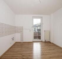 Gemütliche 2-Raum-Wohnung mit großem Balkon in Oberplanitz - Zwickau Cainsdorf
