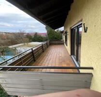 große renovierte 4,5-Raum-Wohnung mit Balkon im Schwetzinger Zent - Schwetzingen