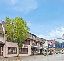 Großzügige Ladenfläche mit Gastronomie- und Backstuben Infrastruktur - Glottertal