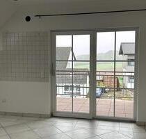 Wohnung mit Panoramablick - 890,00 EUR Kaltmiete, ca.  84,00 m² in Much (PLZ: 53804)