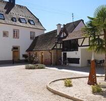 Charmante Dachgeschosswohnung im historischen Pfarrhaus – 102 m² - Böhl-Iggelheim