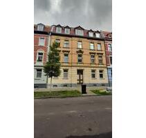 schöne 2-Zimmer Dachgeschosswohnung in ruhiger Lage - Zeitz