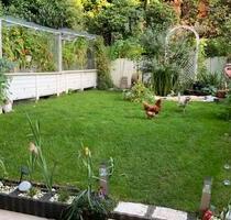 Ruhige 2-Zimmer-Wohnung mit traumhaftem Garten - möblier saniert - Düsseldorf Stadtbezirk 7