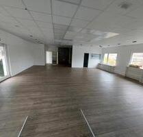 Einzelhandels- Ausstellungsfläche am Wasser zu vermieten - Flensburg Falkenberg