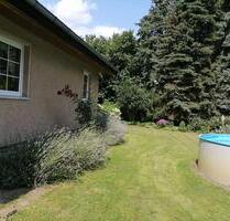 Provisionsfrei – Grundstück mit solidem EFH am Berliner Stadtrand