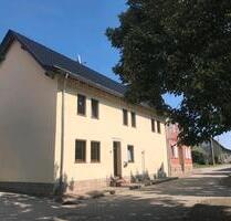 Einfamilienhaus in Kirchengel - 110.000,00 EUR Kaufpreis, ca.  250,00 m² in Greußen (PLZ: 99718)