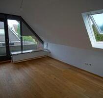 Helle 2 12 Zimmer-Wohnung - 870,00 EUR Kaltmiete, in Lübeck (PLZ: 23568) Sankt Gertrud
