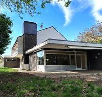 großes Wohnhaus mit Garten + Gewerbefläche (Arztpraxis) - Kalkar