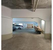 car parking - 80,00&nbsp;EUR Kaltmiete, ca.&nbsp; 0,00&nbsp;m&sup2; in Germering (PLZ: 82110)