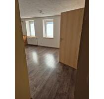 LICHTDURCHFLUTETE 3- RAUM- WOHNUNG in ROSSLEBEN - Roßleben-Wiehe