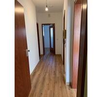 E-Holsterhausen 2 R.-Whg. mit Balkon 2. OG ideal für eine Person - Essen Stadtbezirk III