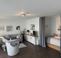 Ratingen-Ost: Modernes Appartement mit großer Süd-Loggia im 1. OG