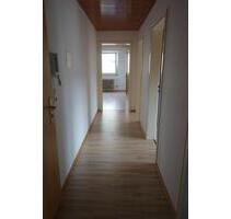 2,5Zimmer DG-Wohnung in 2-Parteienhaus in Nellingen - Ostfildern