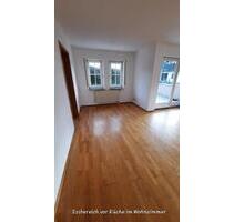 Toll geschnittene Eigentumswohnung mit großer Sonnenterrasse - Neckarsteinach