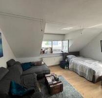 Gemütliche 1-ZKB-Dachgeschosswohnung im Herzen von Niederwalluf