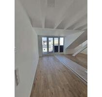 Stilvoll modernisierte 3,5-Zi. Whg. mit Balkon, Einbauküche und Gäste-WC in zentraler Lage von Düren