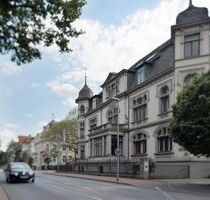 MGK bietet Hannover Oststadt: Top Lage! Vielseitig nutzbare Gewerbeeinheit mit Charme