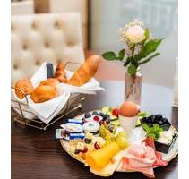 Café Frankfurt - 1.350,00 EUR Kaltmiete, ca.  1,00 m² in Frankfurt am Main (PLZ: 60438) Kalbach