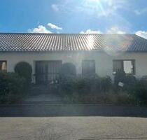 Einfamilienhaus alleinstehend - 270.000,00 EUR Kaufpreis, ca.  278,00 m² in Jünkerath (PLZ: 54584)