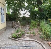 Schöne Wohnung in der Güstrower Altstadt mit EBK und Gartennutzung!