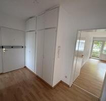 Wunderschöne 2-Zimmer-Whg. mit Balkon und Tiefgaragenstellplatz - Norderstedt