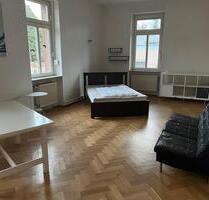 32 qm WG Zi teilmöbliert bis 0526 zvm. - Meckesheim