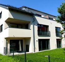 NeubauErstbezug, W Nr. 6 im DG, 2 Zimmer, - Dachterrasse + Einbauküche - - Waldkraiburg