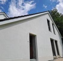 Ruhig wohnen im Grünen - 3-Zimmer-Maisonette mit Terasse und kleiner Garten in Aislingen