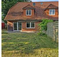 DHH, Garten, Carport - 1.060,00 EUR Kaltmiete, in Zeven (PLZ: 27404)