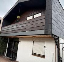 Doppelhaushälfte in Fürth - Vach am Kanal mit Pool ohne Makler