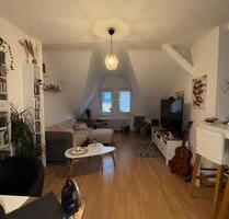 Helle 2-Zimmer-Dachgeschoss-Wohnung, 69 qm im Altbau, Nähe Siggi - Bielefeld Schildesche