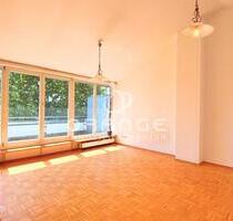 *** Leben auf zwei Ebenen – 3-Zimmer-Maisonette mit Balkon, Einbauküche & Carportstellplatz *** - Großmehring