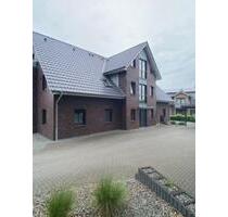 Moderne 3 Zimmer -Wohnung mit großer Terrasse im Erdgeschoss - Buxtehude