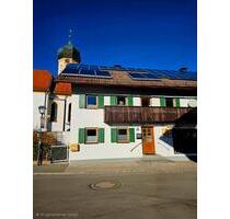 Großzügige Wohnung 170qm - 1.700,00&nbsp;EUR Kaltmiete, ca.&nbsp; 170,00&nbsp;m&sup2; in Roßhaupten (PLZ: 87672)