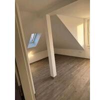 neu renovierte DG Wohnung Nussbergstrasse - Braunschweig Lehndorf-Watenbüttel