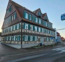 Helle 2-Zimmer-Wohnung im Historischem Schulgebäude 64qm - Alfdorf
