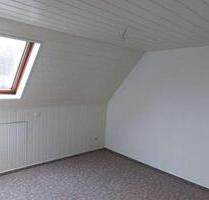 Kleine Single-Dachgeschosswohnung mit toller Aussicht - Lichtenstein (Sachsen)