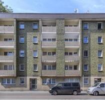 Moderne und voll renovierte 2-Zimmer-Wohnung mit Balkon in zentraler Lage - Duisburg Hamborn