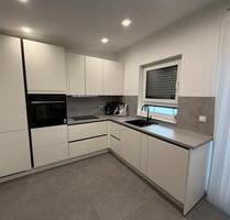 Gemütliche 3,5-Zimmer-Wohnung mit Terrasse im 2. OG - Offenbach am Main Bieber