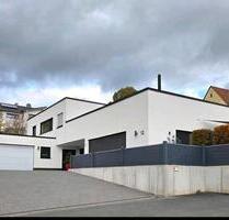 Ruhiges Wohnen in Heroldsbach mit Dachterrasse