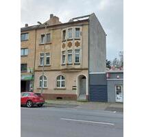 Vierfamilienhaus in Oberhausen im Rohbauzustand