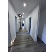 Große Dachgeschoss-Maisonette-Wohnung mit Dachterrasse - Mölln