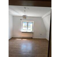 Iserlohn 4 Zimmer 2..OG ab sofort zu vermieten.