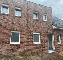 Doppelhaushälfte zu Vermieten - 980,00 EUR Kaltmiete, ca.  120,00 m² in Borstel (PLZ: 27246)