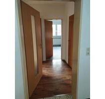 Schöne 2-Zimmer-Wohnung mit Küche, Balkon und Garage - Sachsenhagen